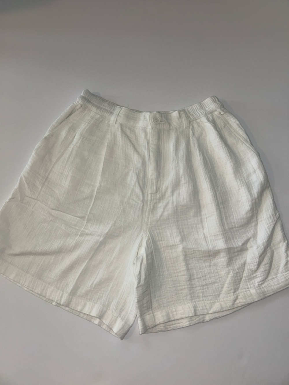 aerie Daybreaker 100% Cotton White Textured Elastic Waist Bermuda Shorts Medium